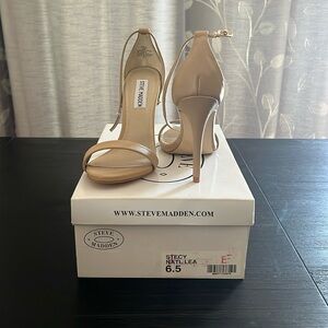 Steve Madden heeled sandals - size 6.5. Stecy Natl Lea